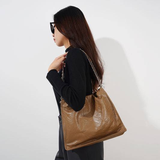 Genuine leather versatile crossbody bag for girls, single shoulder pleated chain handbag