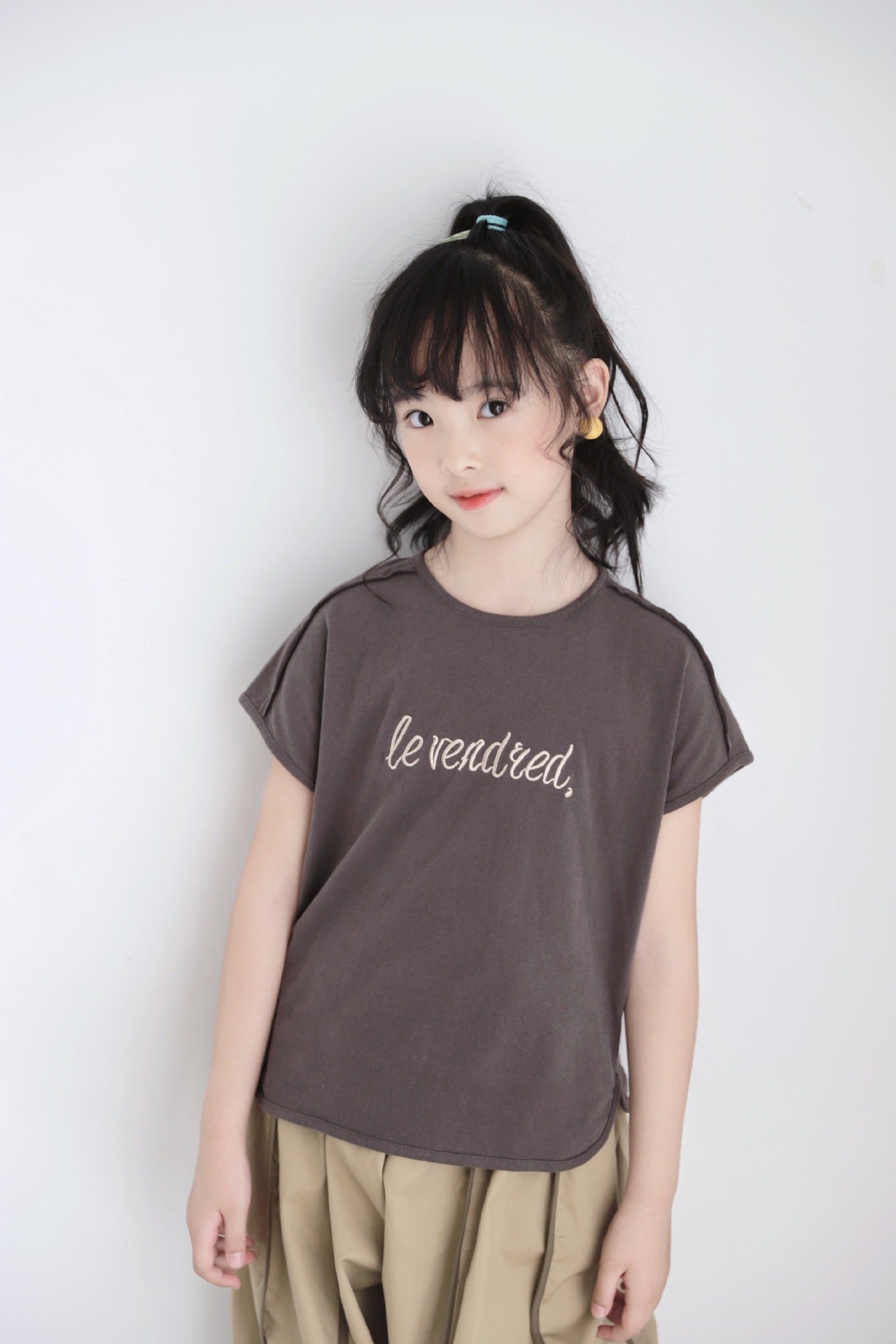 Korean Style Letter Prints T-shirt and Puffy Capri Pants