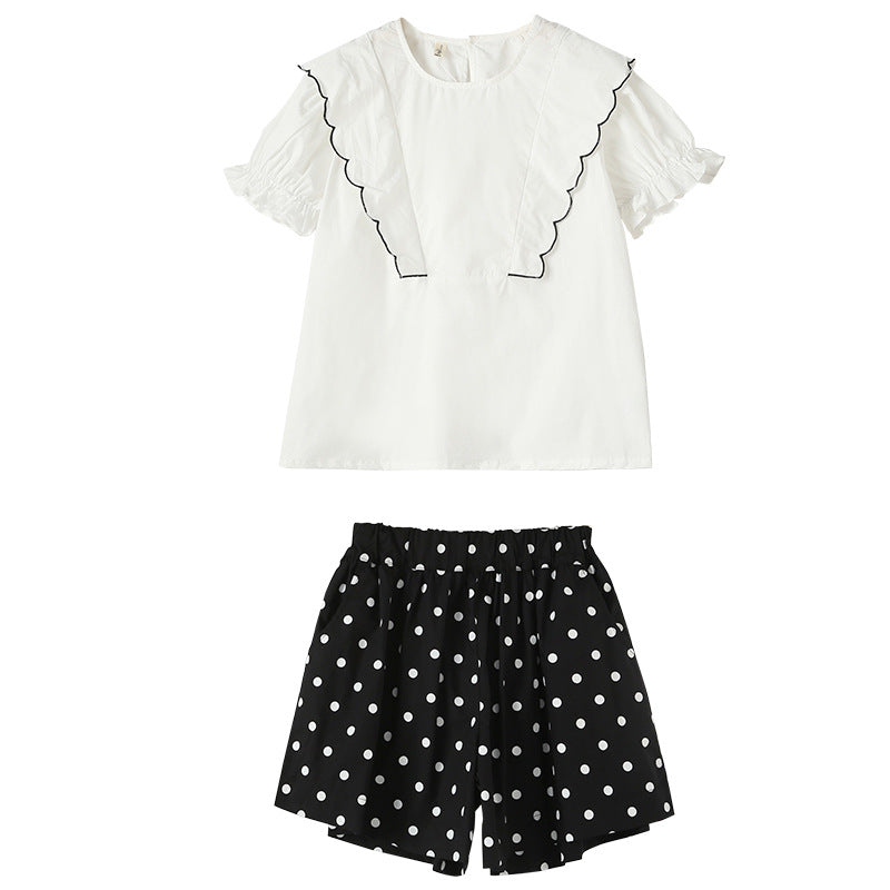 女童圆点上衣和短裤两件套