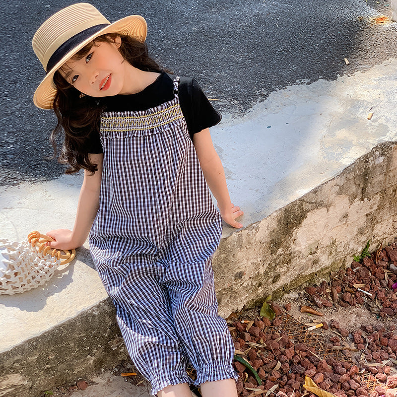 Girls' Korean Style Plaid Overall Cropped Pants and Short-Sleeve T-Shirt Set