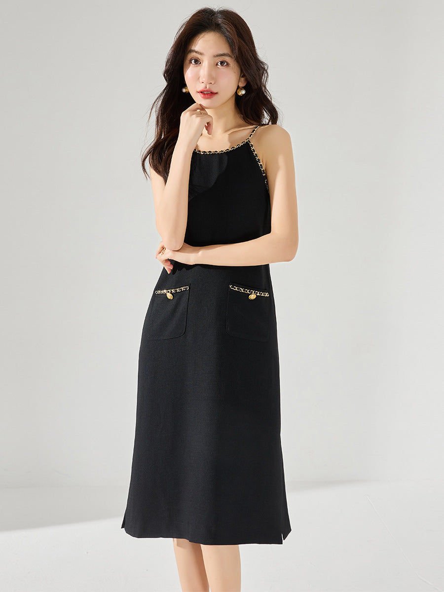 Elegant Chain-Detail Black Midi Dress