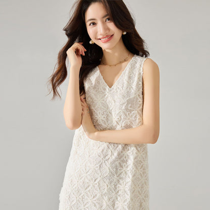 Elegant Lace V-Neck Embroidered Midi Dress