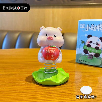 Good luck keeps shaking, happy desktop resin cute pet ornaments, cute pandas, pigs, office workstation decorations