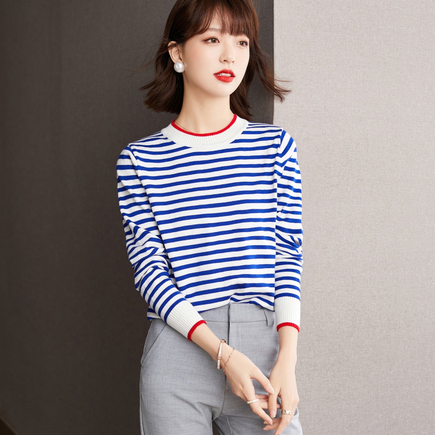 Chic Women's Long Sleeve Striped Knitted T-Shirt