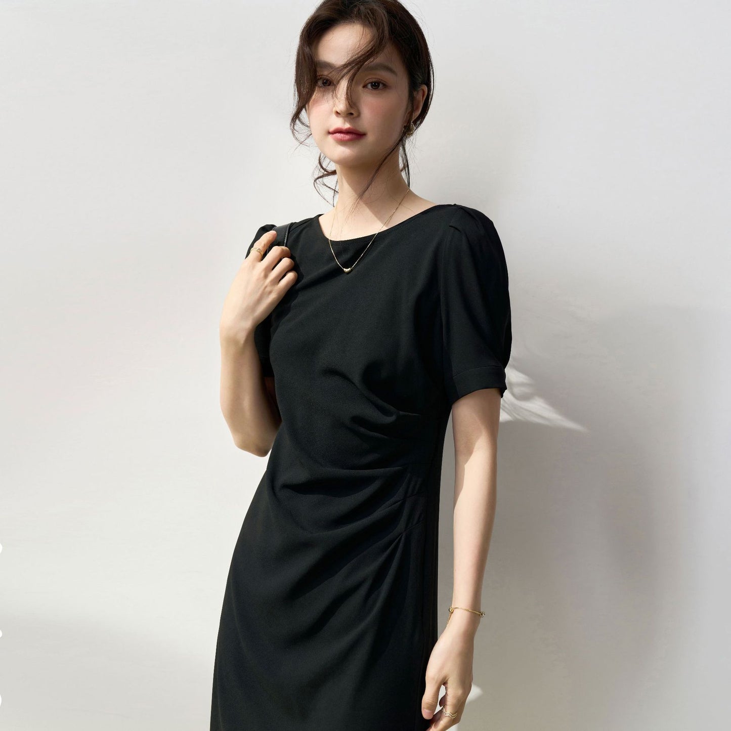 Elegant Back-Twist Black Midi Dress