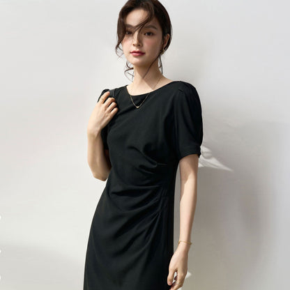 Elegant Back-Twist Black Midi Dress