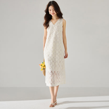 Elegant Lace V-Neck Embroidered Midi Dress