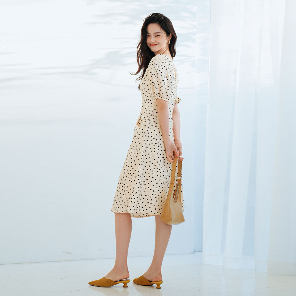 Elegant Heart Print French Lantern Sleeve Midi Dress