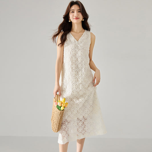 Elegant Lace V-Neck Embroidered Midi Dress