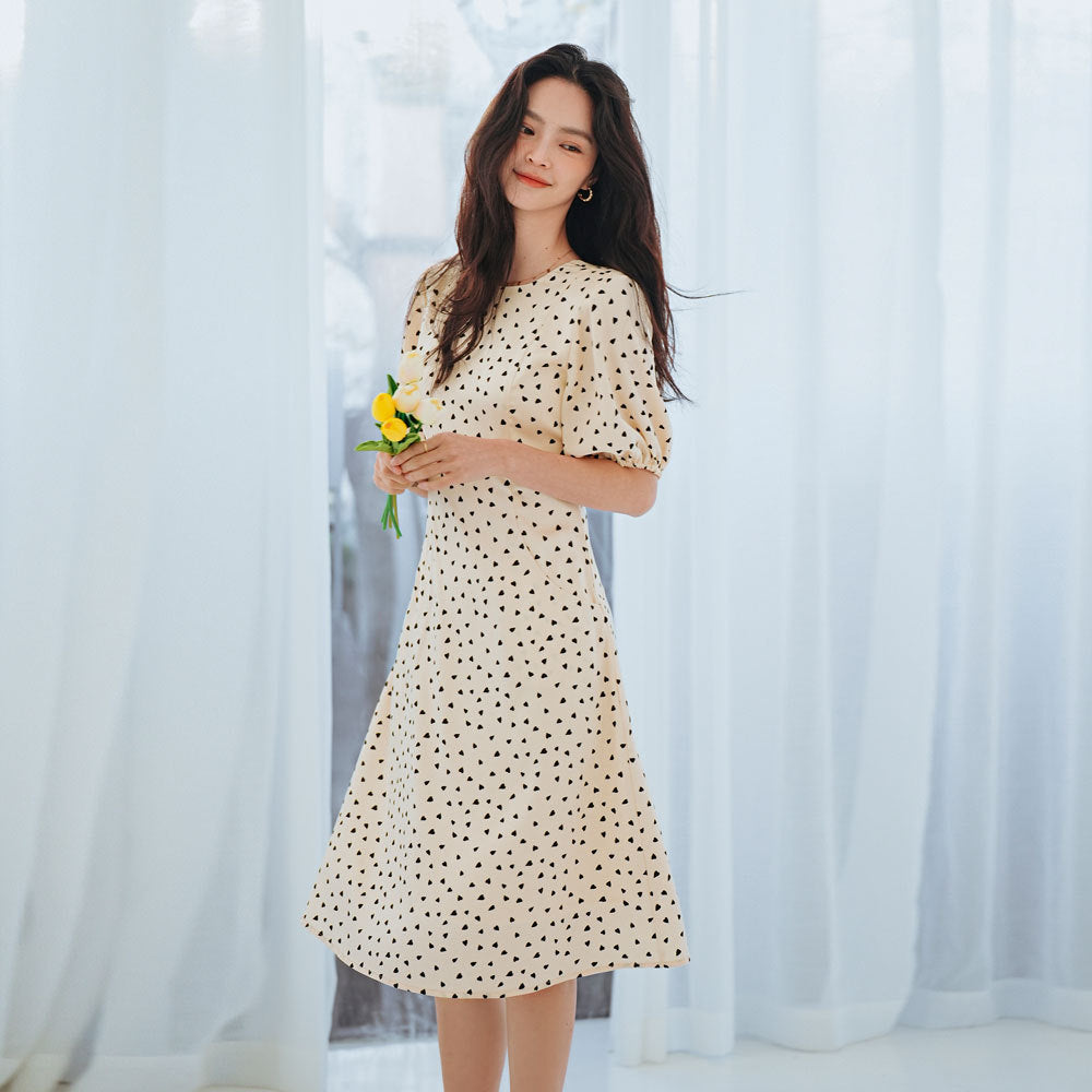 Elegant Heart Print French Lantern Sleeve Midi Dress