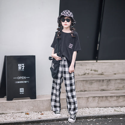 Chic Plaid Pants and Smile T-shirt