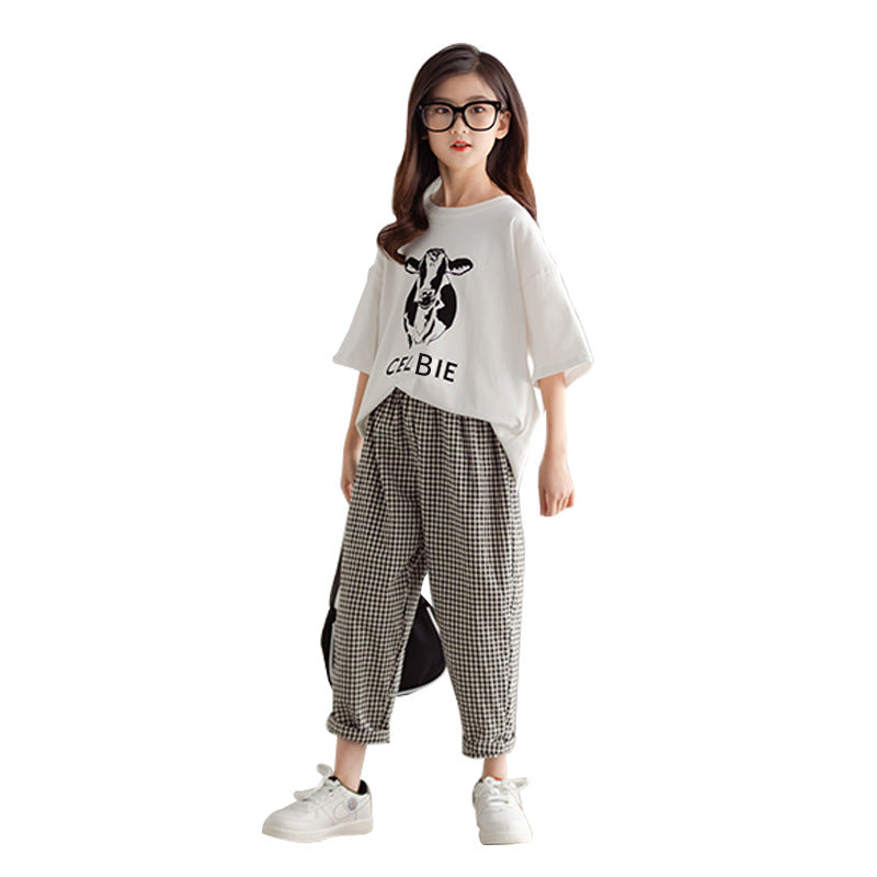 Korean Style Girls' Loose Fit T-shirt and Plaid Capri Pants