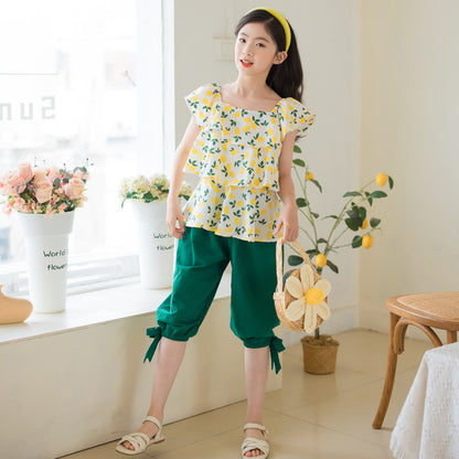 Girls' Chic Floral Blouse and Capri Pants Two Pieces Set – SUNJIMISE Kids  Fashion